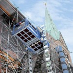 Dźwig towarowy ze wstępem osób GEDA 1500 Z/ZP